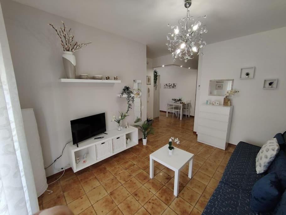 Appartamento Da Nella Giardini Naxos Esterno foto